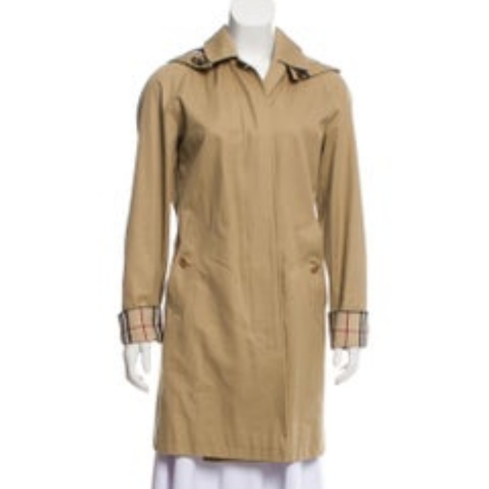 BURBERRY trench coat